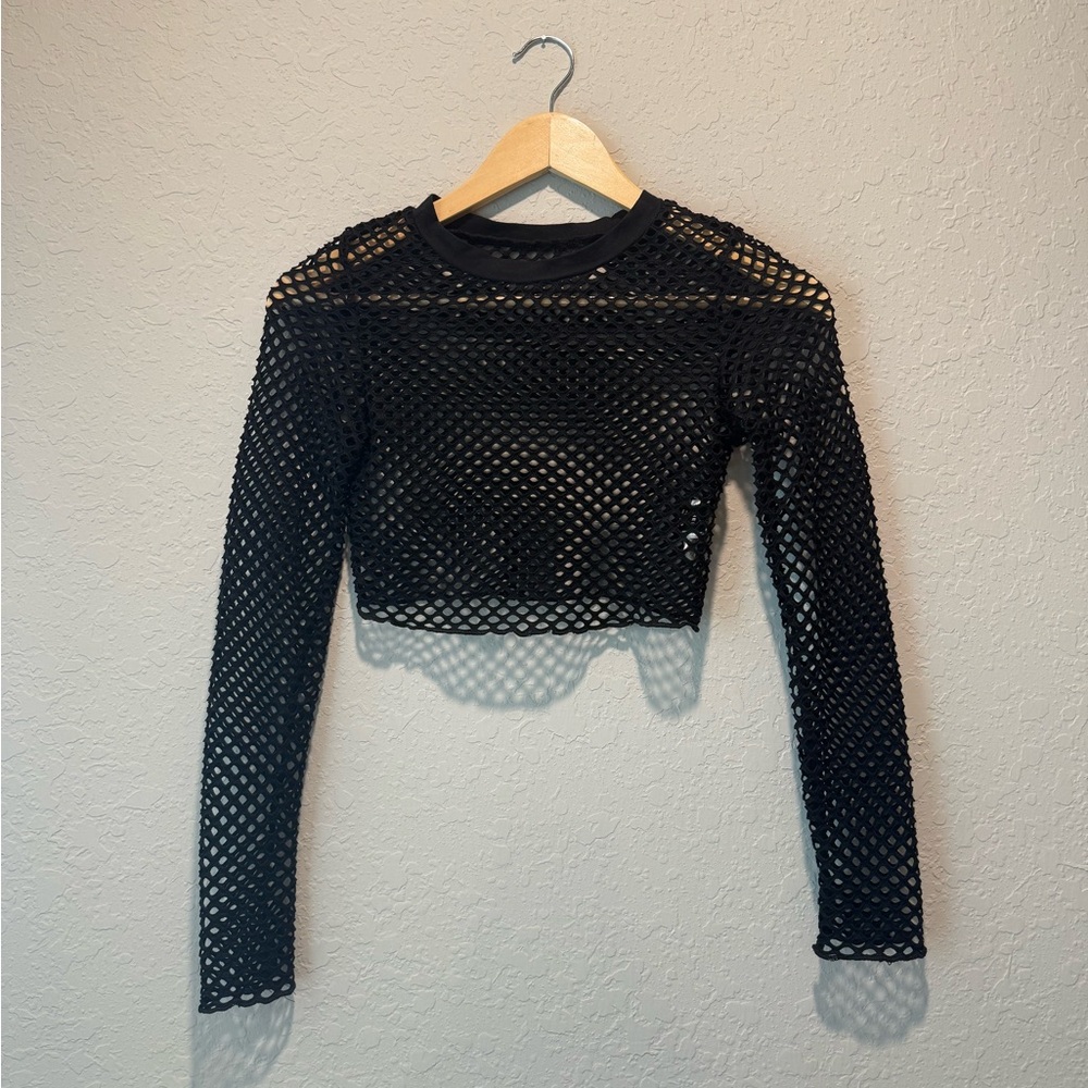 Black mesh long sleeve crop top